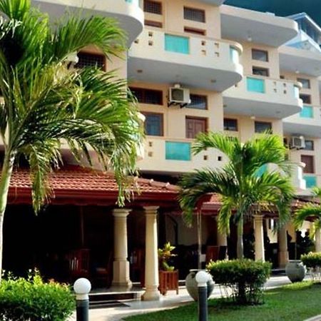 Rani Beach Resorts Negombo Exterior foto