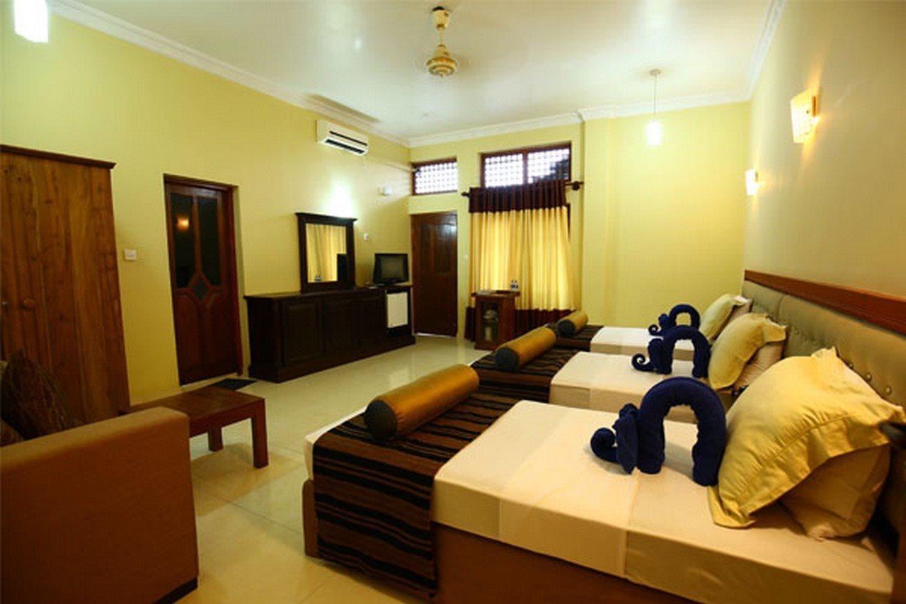 Rani Beach Resorts Negombo Exterior foto