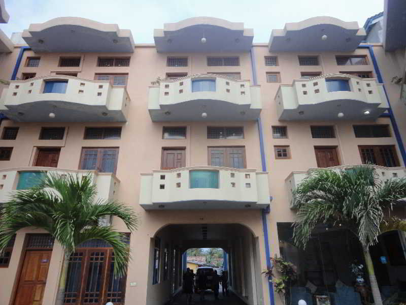Rani Beach Resorts Negombo Exterior foto