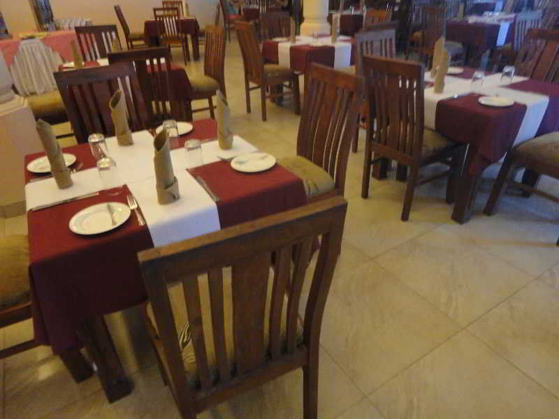 Rani Beach Resorts Negombo Exterior foto