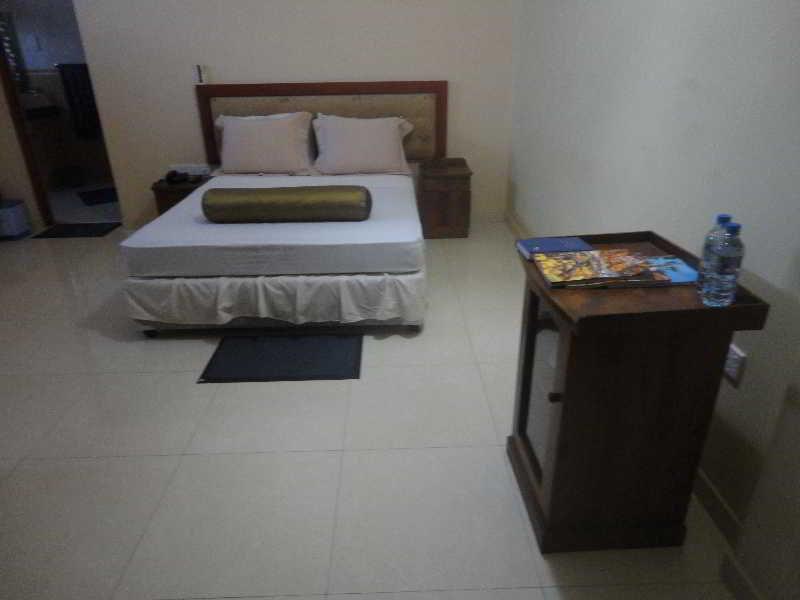 Rani Beach Resorts Negombo Exterior foto